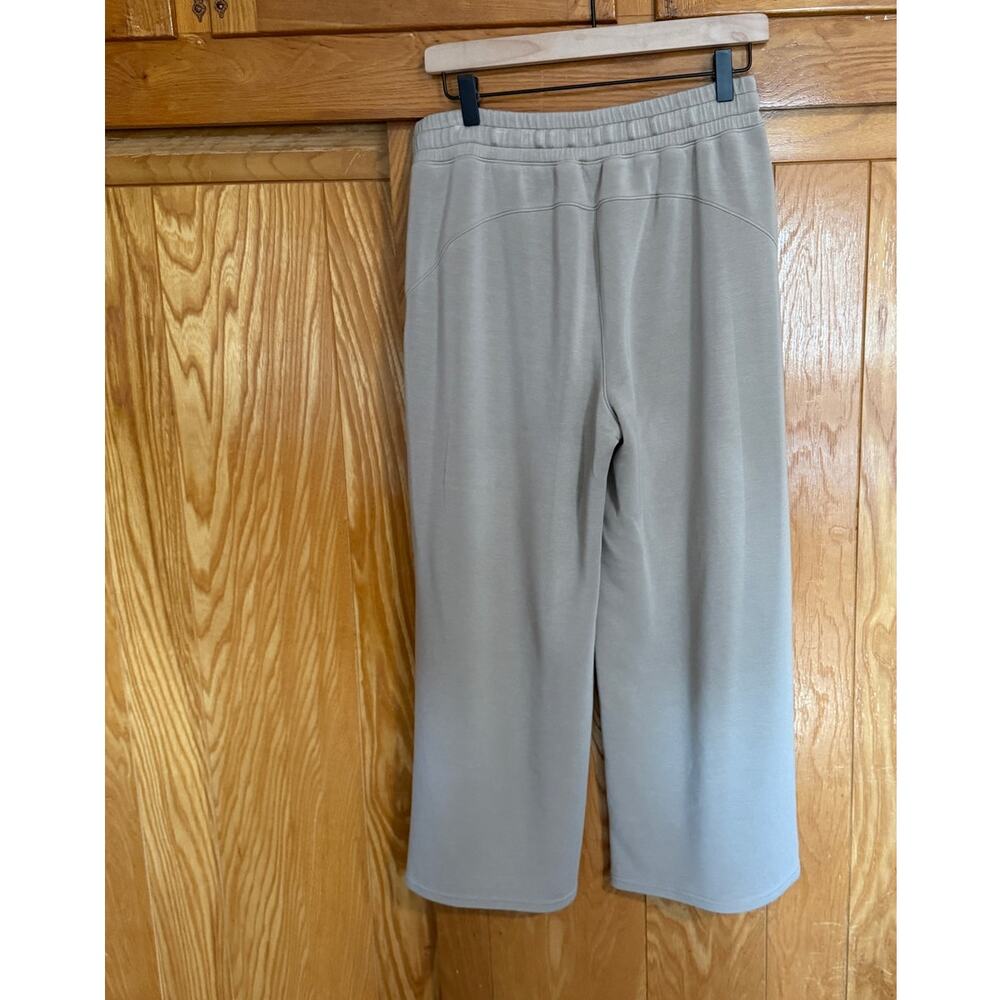 SPANX AirEssentials Cropped Wide Leg Pants - Size L - Picture 4 of 11